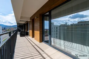 Hubix Suites Coresi - Comfort & Style in Brașov - Image 4