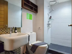 Bangkok NaNa BTS/Free WiFi/KING size bed/ 7-11 - Image 5