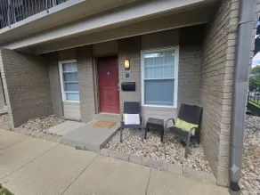 Unit 15 1st floor - 1 Bed -1 Bath - pet friendly. - Image 4