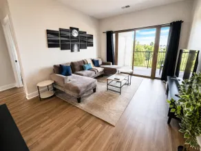 Executive 3BR Downtown Birmingham With Game Table 9H - Image 4