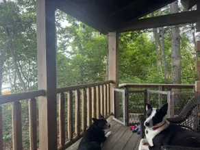 Glenview Lane Cabin - Image 4