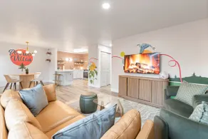 Villa 2 | Perfectly located Home, Spa + Mini golf - Image 2