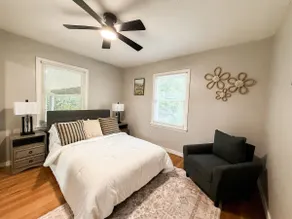 Charles Street House - Image 4