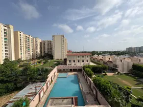 A calm Top-floor 2BHK with a pool-view balcony - Image 5