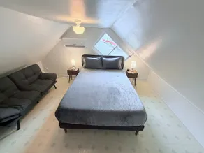 Family Friendly, Hot Tub, King Beds Just Renovated - Image 3