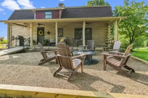 The Cabin at Blue Spring - Image 5