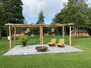 Noflik, Finnish kota with free private hot tub & sauna - Image 4