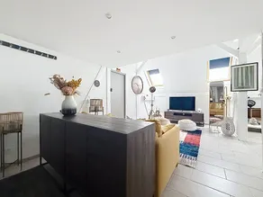 Atypical apartment near the city center - Image 5