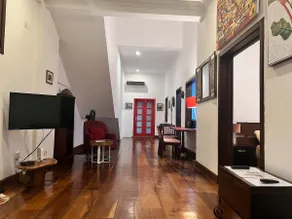 Urban Chic 1-Bed Flat Flat in Osu - Image 2