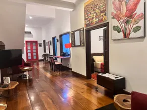 Urban Chic 1-Bed Flat Flat in Osu - Image 5