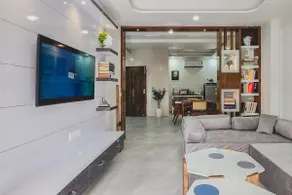 ❶① Living & Dining + 1 cozy Bedroom & big Balcony - Image 4