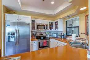 STUNNING Views of Ventana Canyon, Mountains AND City Lights! - Image 5