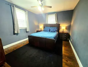 ♪No Chores! Artsy East Side Near Great Music+Food, Quiet Home w/ Free Parking ♪ - Image 2