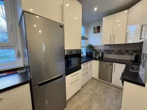 Quiet Family 2BR near Metro & Thermal Baths - Image 5