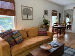 Stylish Montpelier 2BR Apt. Walk to town - Image 3