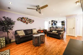 Townhouse minutes from Downtown - Image 5