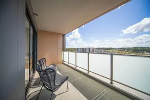 Modern Rouse Hill 2BR | Free Parking | 270° View - Image 4