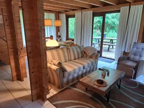 Chalet - Image 2