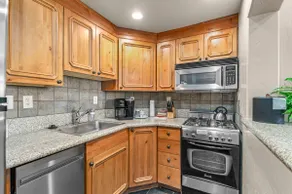 Zermatt Resort Condo located in the beautiful Swiss town of Midway - Image 4
