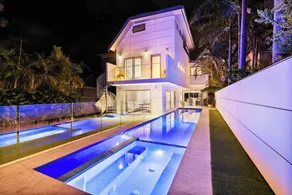 Luxury Beach Home Pool Ocean Views Walk to Beach - Image 2