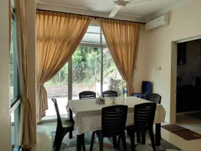 Spacious house in Sg Akar near airport & malls - Image 3