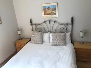 Newcastle Absolute Luxury 5* sea view apartment. - Image 2