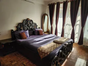 Luxury Wooden Villa Home Nainital (4 Bedroom 6 Bed - Image 3