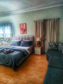 Apartment with garden, 7k from the Airport - Image 4