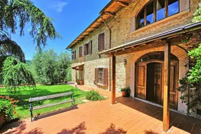 Villa Lorena - Semesterhus med pool norr om Arezzo i Toscana - Image 5