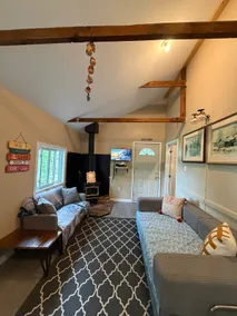 Off Grid Family Waterfront Cabin on Private Lake - Image 2