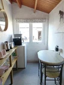 Kimmer's Kabin glamping cabin North Cornwall, - Image 4