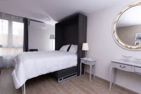 Presqu'île furnished studio – Part-Dieu station - Image 2
