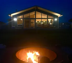 Stunning Oceanfront PEI Cottage - Image 4