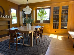 Cozy Hisorical Home Walking Distance to Downtown! - Image 4