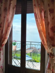 Grandparents' home - Image 2