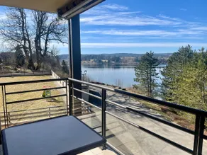 Malbuisson apartment with balcony overlooking the lake. - Image 3