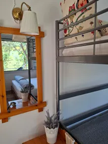 Family friendly apartment with a garden view - Image 2