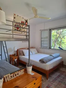 Family friendly apartment with a garden view - Image 1