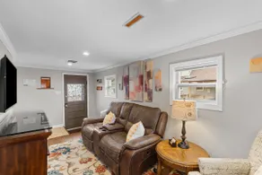 Cottage KC - 7 min to Kauffman/Arrowhead Stadium! - Image 3