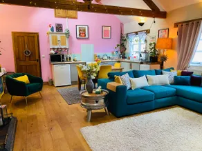 The Clock House Hideaway - Image 2