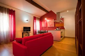 Red Theater - Image 3