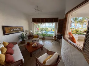 Beautiful Beach Front Home in Punta Sal - Image 4