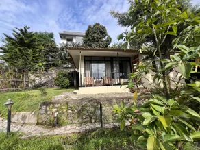 Avocado Accommodations- Premium One BR Cottage - Image 2