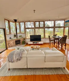 Luxury Eco Retreat - The Treehouse - Views - Image 2