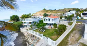 BEACHFRONT Gated \"Beach Bliss\" House, Directly On The Beach - Image 3