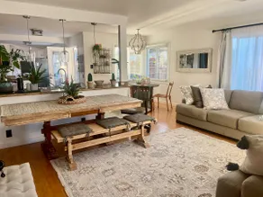 Comfy Cozy Spacious House - Image 5
