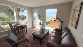 Cute 3 Bdr Home Pool/Spa Amzg View In Malibu Mtns - Image 2