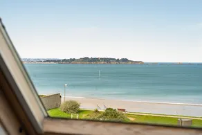 Apartment facing the sea and the splendid bay of Lancieux for 4 people - Image 4