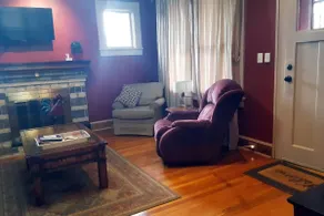 The Red Rooster Bungalow - Image 5