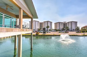 Sleek Pensacola Beach Condo: Patio, Walk to Beach - Image 2